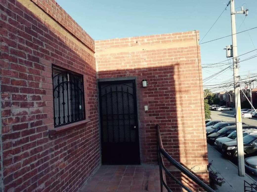 Departamento Equipado A 3 Minutos Del Consulado Americano 2 Recamaras Manuel F. Martínez Exterior foto